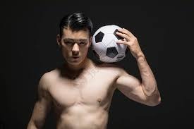 紧凶（TAG）还是松凶（LAG）？哪种风格更适合新手起步。（新手起步选择指南：紧凶（TAG）与松凶（LAG）哪种更合适？）