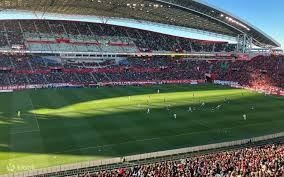 瑞奇·韩德森在职业生涯末期依然能达成单季 20 盗，展现惊人耐力